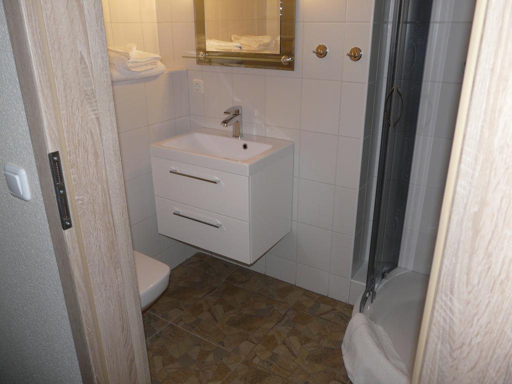 Hotel Kreuzbruchhof Burg Stargard Εξωτερικό φωτογραφία
